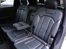 Audi Q7 TDI V6 Black Edition 