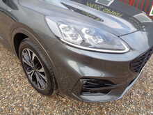 Ford Kuga EcoBlue ST-Line X 