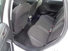 Volkswagen Taigo TSI Life 