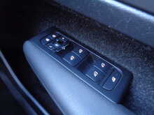 Volvo XC40 T3 R-Design 