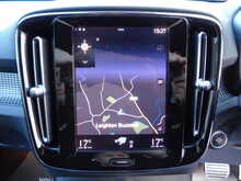 Volvo XC40 T3 R-Design 