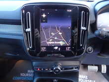 Volvo XC40 T3 R-Design 