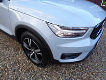 Volvo XC40 T3 R-Design 