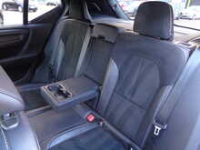 Volvo XC40 T3 R-Design 