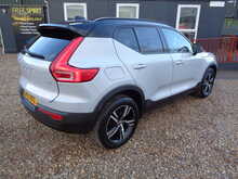 Volvo XC40 T3 R-Design 