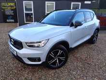 Volvo XC40 T3 R-Design 
