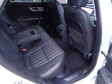 Jaguar XF d Portfolio 