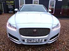 Jaguar XF d Portfolio 