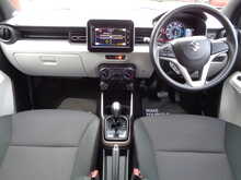 Suzuki Ignis Dualjet SZ-T 