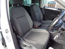 Volkswagen Tiguan TSI SE Navigation 