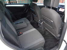Volkswagen Tiguan TSI SE Navigation 
