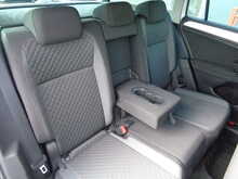 Volkswagen Tiguan TSI SE Navigation 