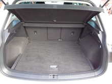Volkswagen Tiguan TSI SE Navigation 