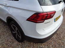 Volkswagen Tiguan TSI SE Navigation 
