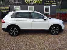 Volkswagen Tiguan TSI SE Navigation 