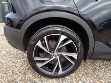 Volvo XC40 B4 MHEV R-Design Pro 