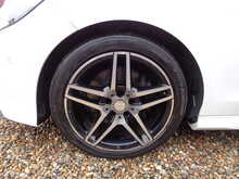 Mercedes-Benz E Class E220 BlueTEC AMG Night Edition 