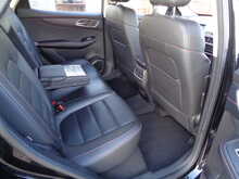 MG MG HS T-GDI Excite 