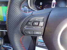 MG MG ZS T-GDI Exclusive 