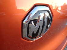 MG MG ZS T-GDI Exclusive 