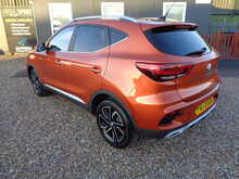 MG MG ZS T-GDI Exclusive 