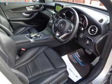 Mercedes-Benz GLC GLC250d AMG Line 