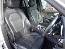 Mercedes-Benz GLC GLC250d AMG Line 