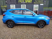 MG MG ZS T-GDI Exclusive 