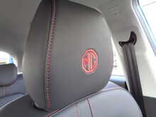 MG MG ZS T-GDI Exclusive 