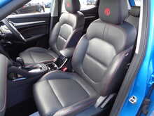 MG MG ZS T-GDI Exclusive 