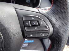 MG MG ZS T-GDI Exclusive 