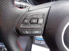 MG MG ZS T-GDI Exclusive 
