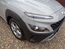 Hyundai KONA T-GDi MHEV SE Connect 