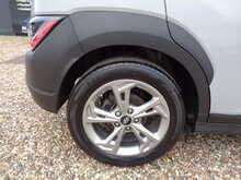 Hyundai KONA T-GDi MHEV SE Connect 