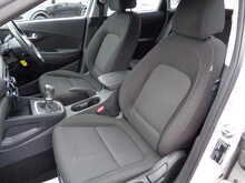 Hyundai KONA T-GDi MHEV SE Connect 