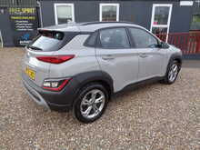 Hyundai KONA T-GDi MHEV SE Connect 