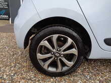 Hyundai i10 Premium SE 