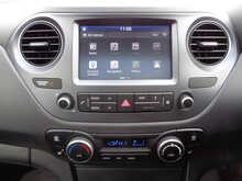 Hyundai i10 Premium SE 