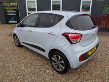 Hyundai i10 Premium SE 