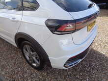 Volkswagen Taigo TSI R-Line 