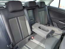 Volkswagen T-Roc TSI SE 