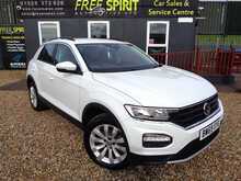 Volkswagen T-Roc TSI SE 