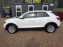 Volkswagen T-Roc TSI SE 