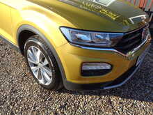 Volkswagen T-Roc TSI SE 