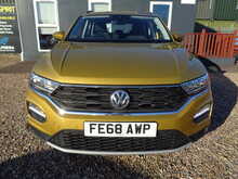 Volkswagen T-Roc TSI SE 