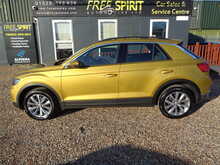 Volkswagen T-Roc TSI SE 