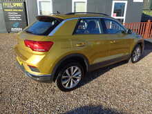 Volkswagen T-Roc TSI SE 