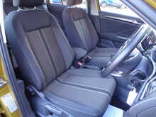 Volkswagen T-Roc TSI SE 