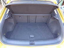 Volkswagen T-Roc TSI SE 