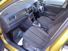 Volkswagen T-Roc TSI SE 